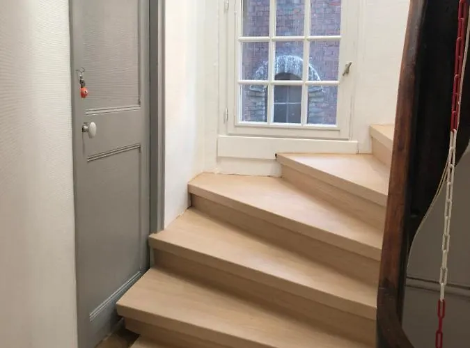 Le Lord أونفلور